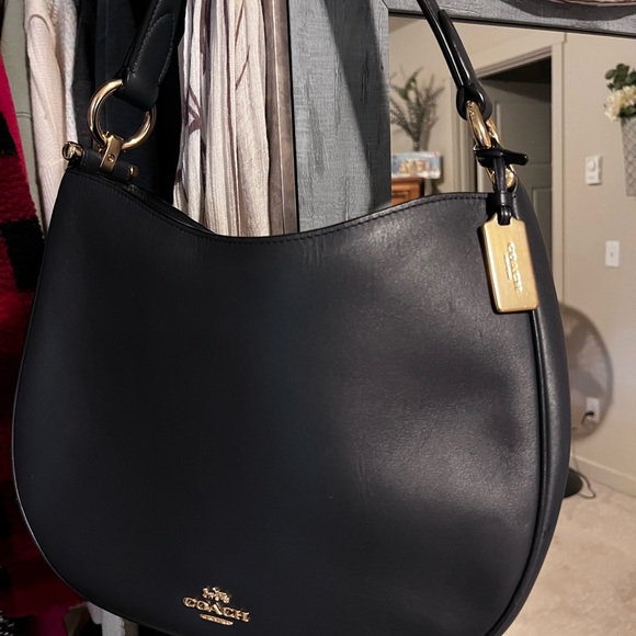 Navy Blue Authentic Coach handbag & Wallet - Picture 9 of 10